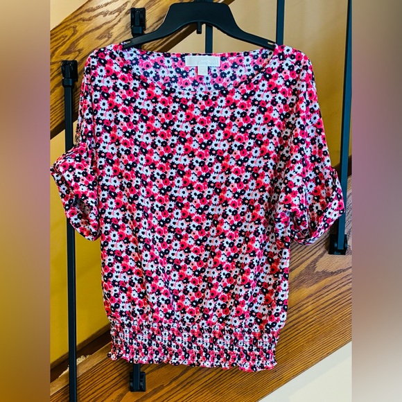 Michael Kors Tops - Michael Kors Blouse Tab 1/2sleeves Smocked Waist Geranium Red White Navy SZ. Med